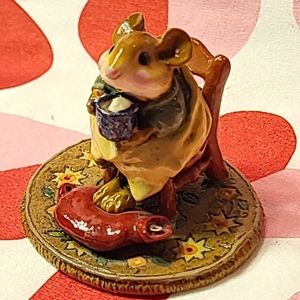 Wee Forest Folk, "Hot Cocoa" M-269, William Petersen Engraved Bottom 2001